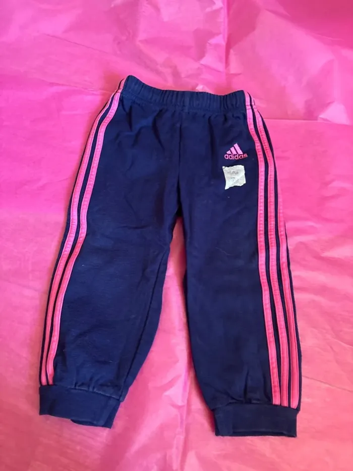 Bas bleu et rose