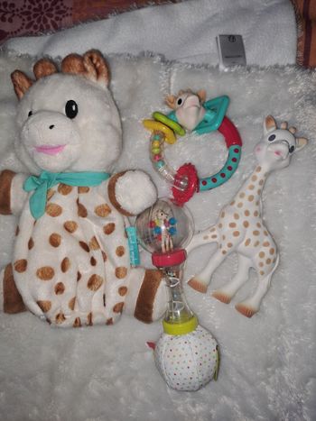 Lot jouet bébé