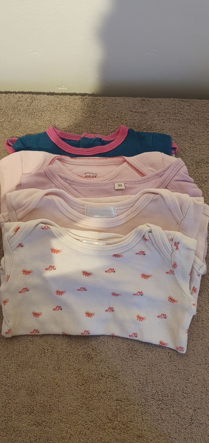 Lot vêtements fille 9mois - photo numéro 2