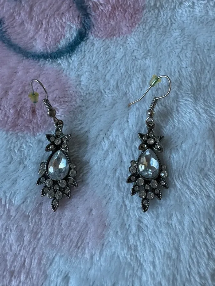 Sautoir et boucle d’oreille - photo numéro 4