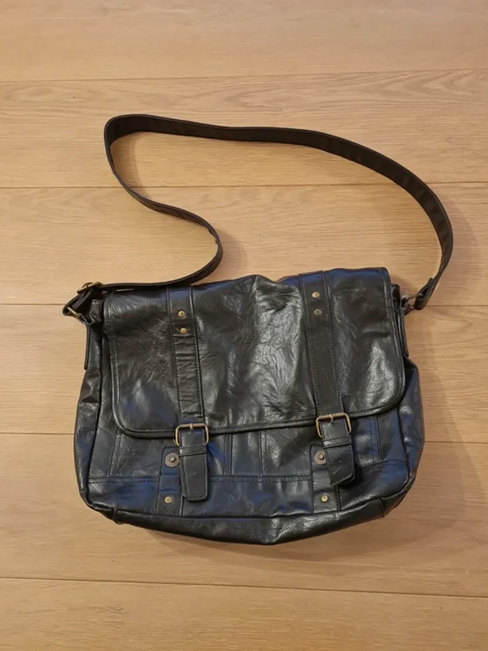 Sac à bandoulière simili