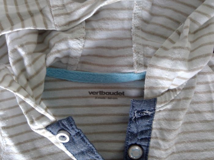 Sweat à capuche 3 mois - photo numéro 3