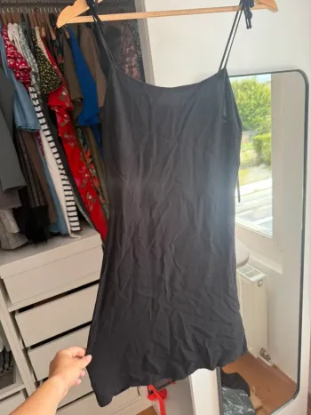 Robe fine bretelle