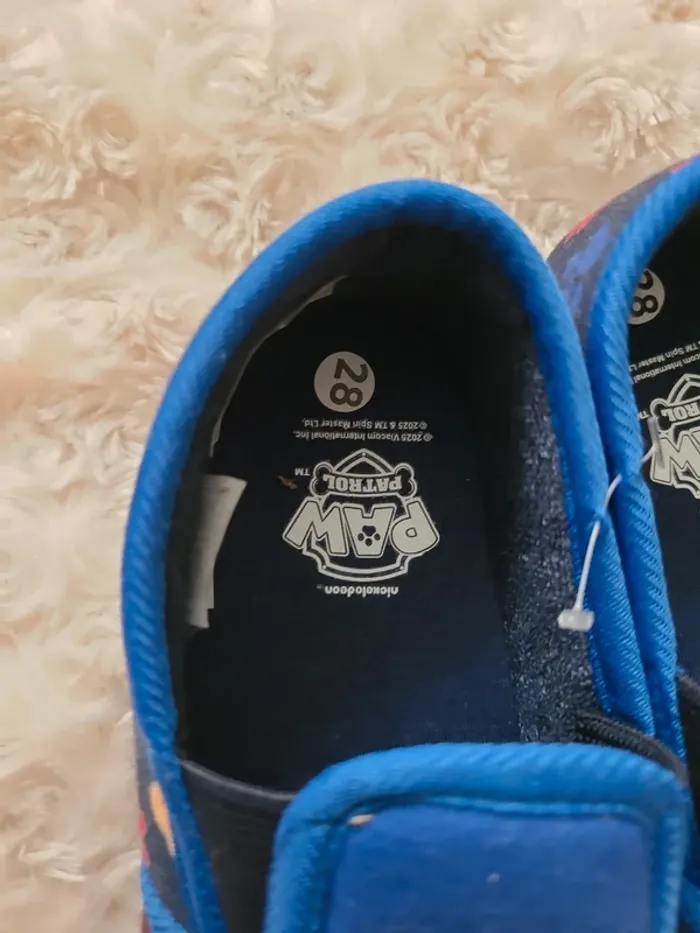 Pantoufle enfant Paw Patrol Taille 28 NEUVE - photo numéro 3