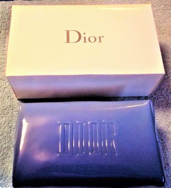 Trousse vinyle "Dior"