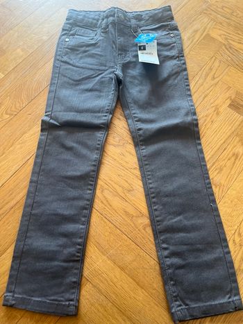 Pantalon jean gris Gemo 6 ans neuf