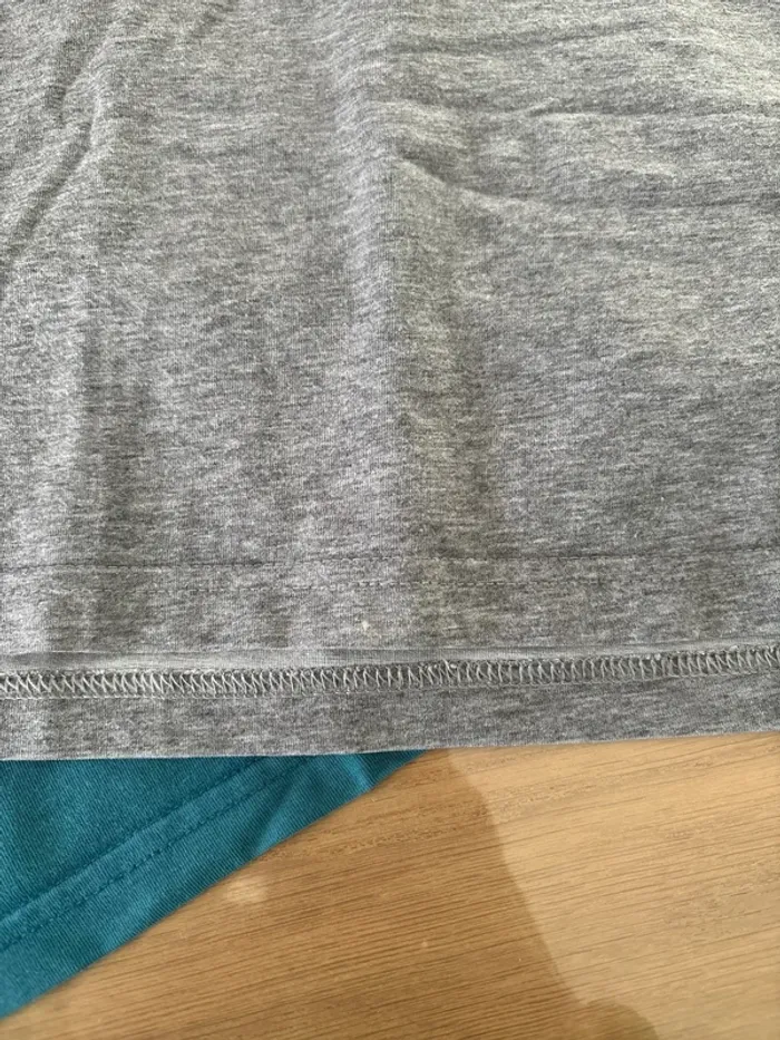 Lot de 2 tee-shirts décathlon - photo numéro 6