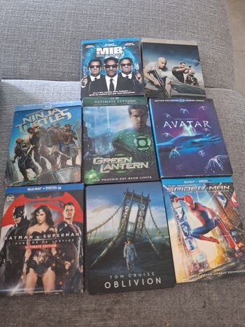Lot blue ray