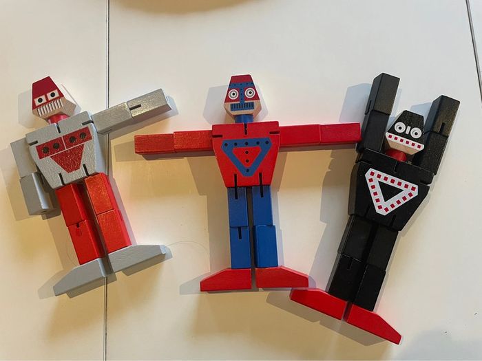 Lot de 3 bonhommes en bois articulés