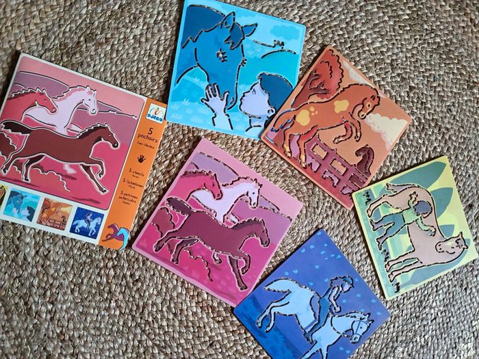 Pochoir chevaux Djeco - photo numéro 2