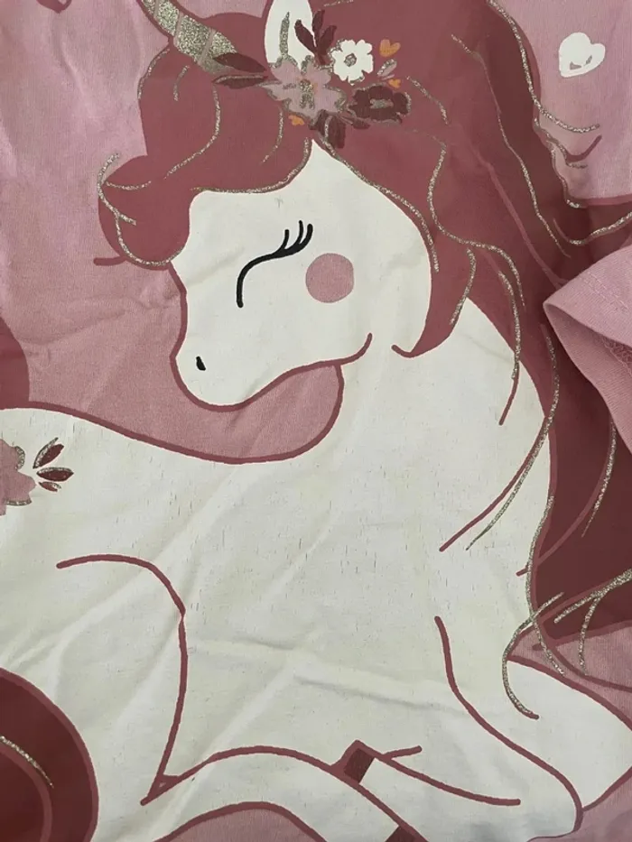 T-shirt licorne C&a 10ans - photo numéro 4