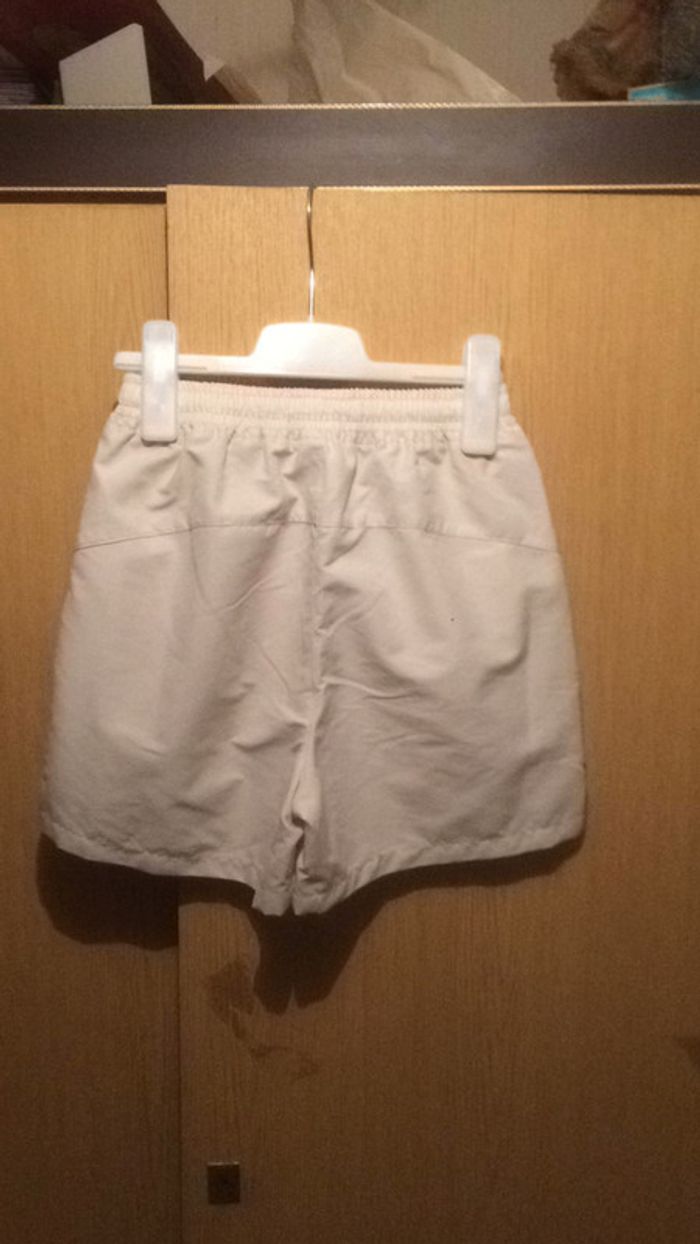 Short 8 ans - photo numéro 2