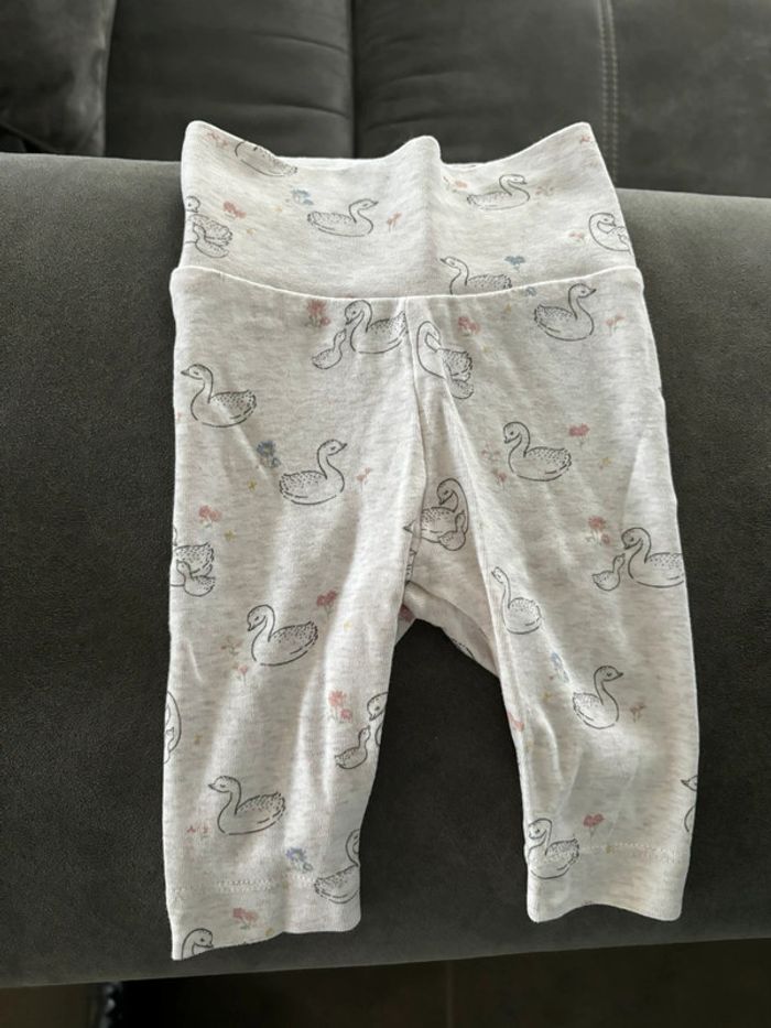 Tenue H&M 1/2M 56 - photo numéro 3