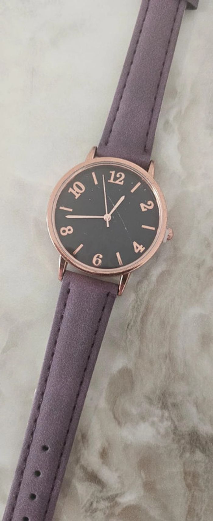 Montre violette