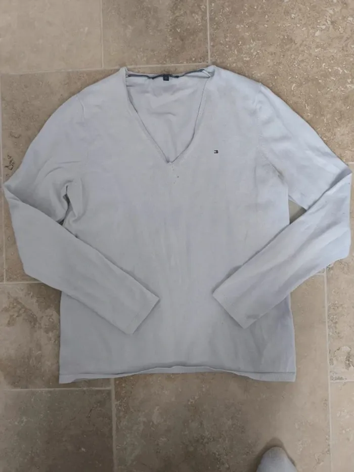 Lots de pull femme Tommy Hilfiger et Ralph Lauren mauvais état - photo numéro 2