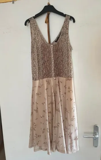 Robe longueur genou été printemps fleurs