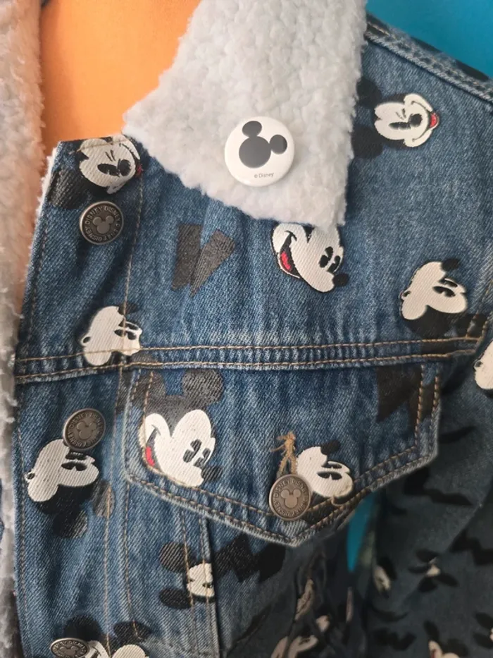 Veste en jean disney taille XS - photo numéro 3