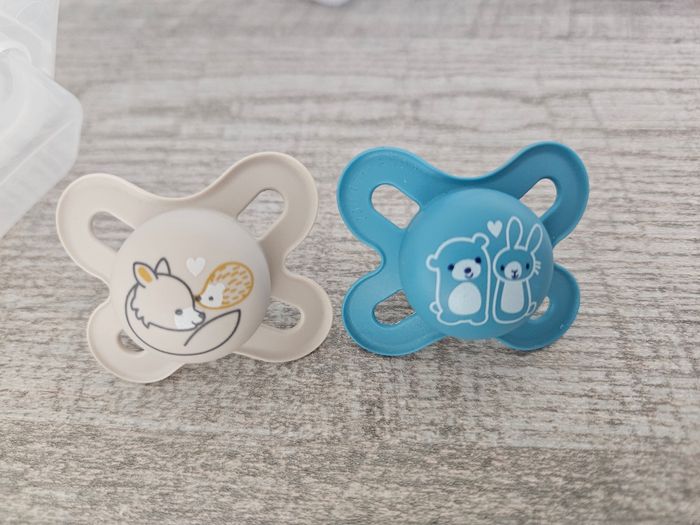 Lot tetine 0-2 mois et 2-6 mois MAM - photo numéro 2