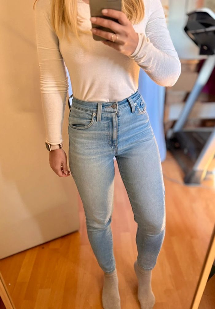 Jean bleu clair High Waisted Mom Jean Levis 24 (36 - 36)