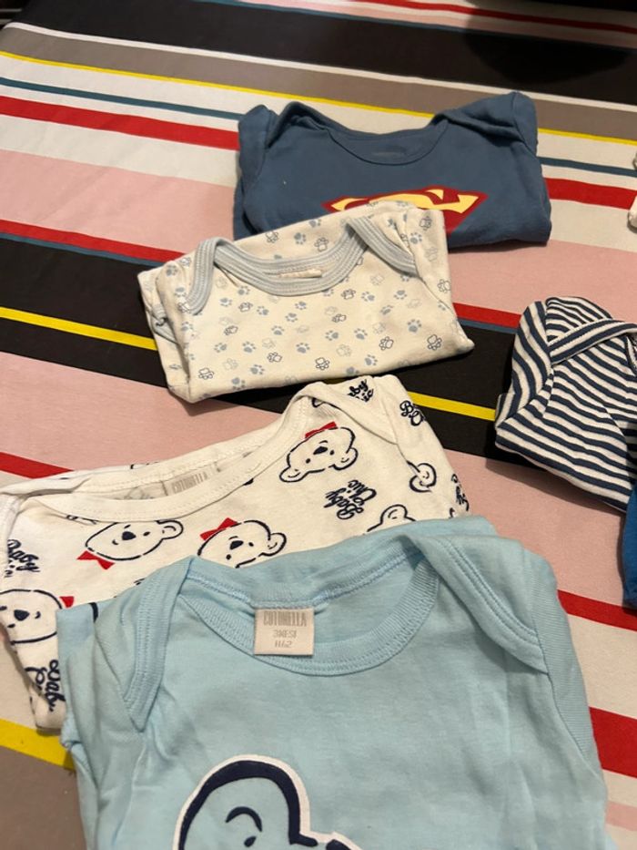 Lot 9 bodies manche courte 3 mois - photo numéro 2