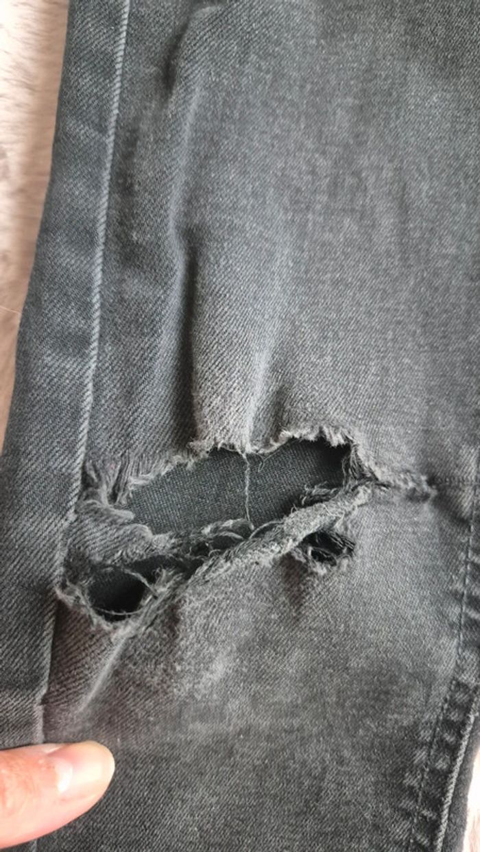 Ensemble sweat marin Kiabi et jeans skinny troué noir Primark 🦊 6 ans - photo numéro 7