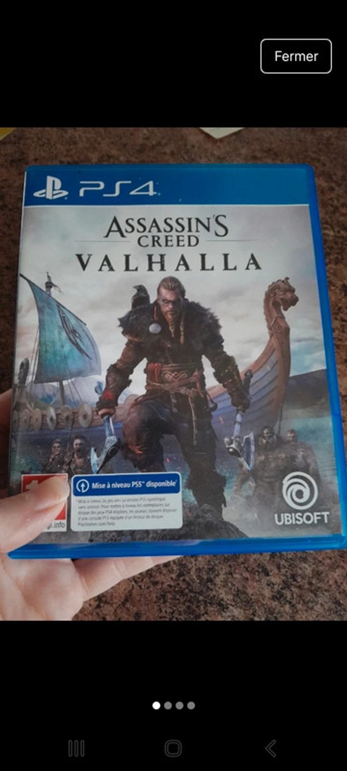 Magnifique jeu PS4 Assasin's creed Valhalla
