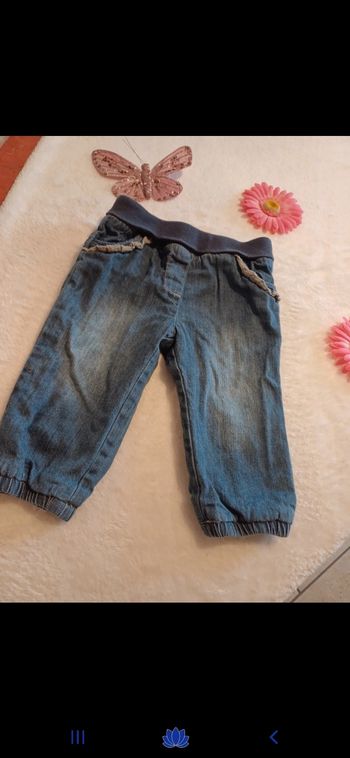 Jean bébé taille 12 mois