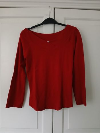 Haut ML col V rouge 34/XS - Camaïeu