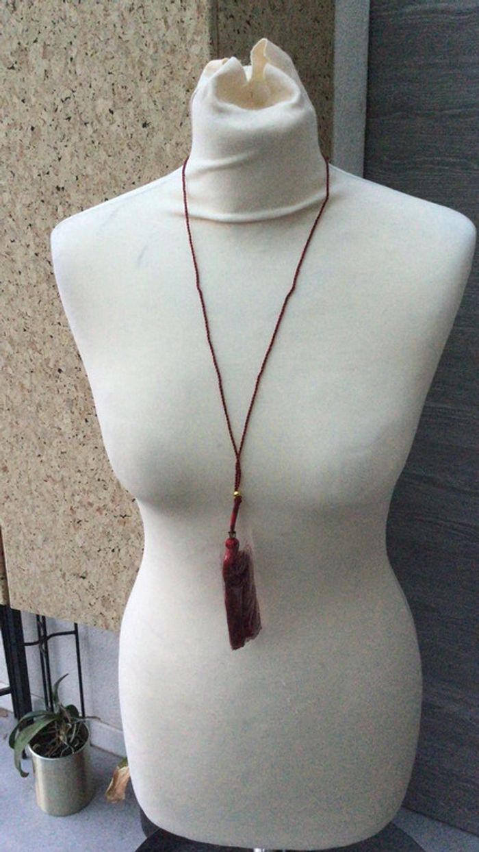 Collier pendentif pompon ajustable dans la longueur - photo numéro 4