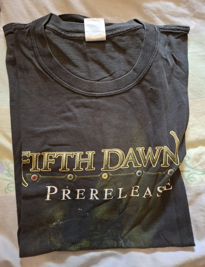 T-Shirt Magic Wizard of the Coast "fifth dawn" (avant-première) - photo numéro 3