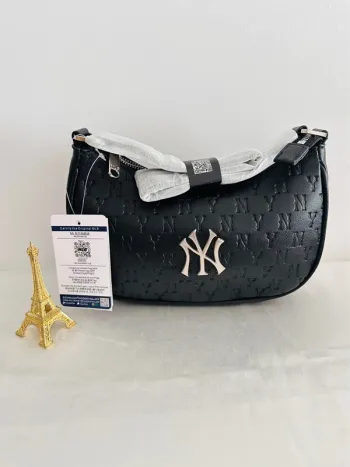 👜Sac MLB noir New York Yankees - Authentique et neuf avec étiquettes