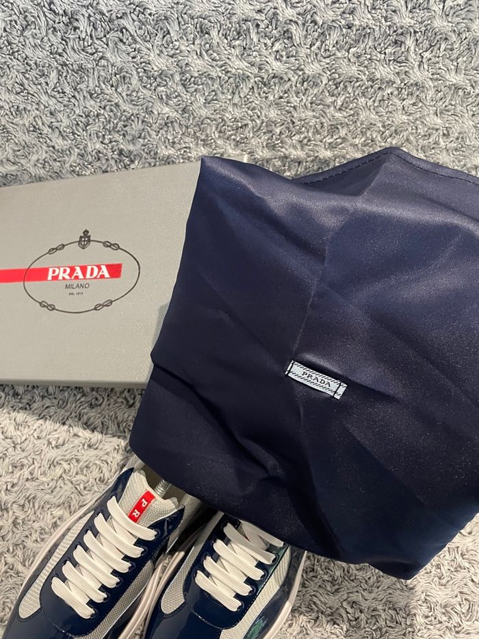 Prada cup 🔵 - photo numéro 2