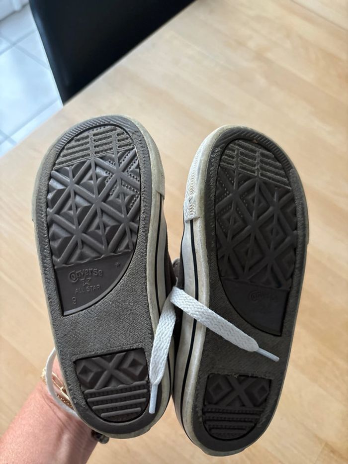 Converse montante grise - photo numéro 3