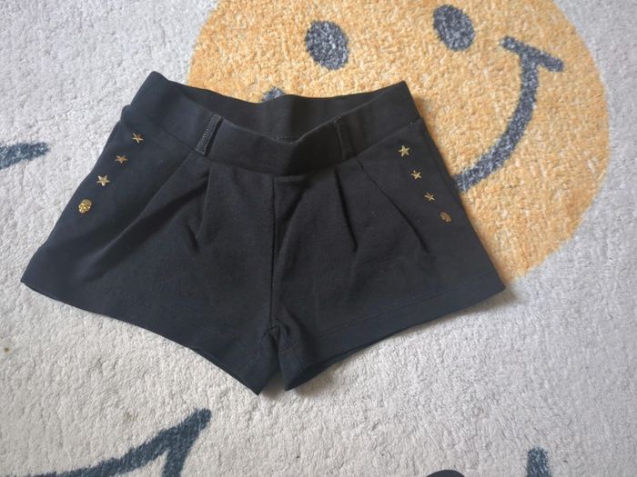 Short 7 ans orchestra noir clouté tête de mort rock n Roll