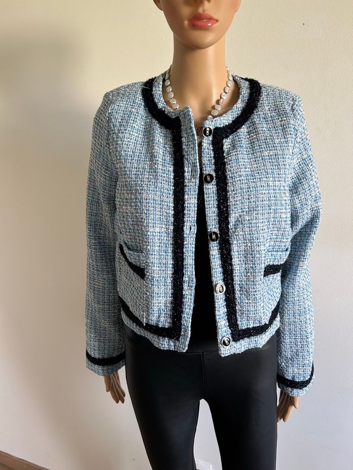 Veste bleue neuve en tweed Naf Naf taille 40 (valeur 69€)