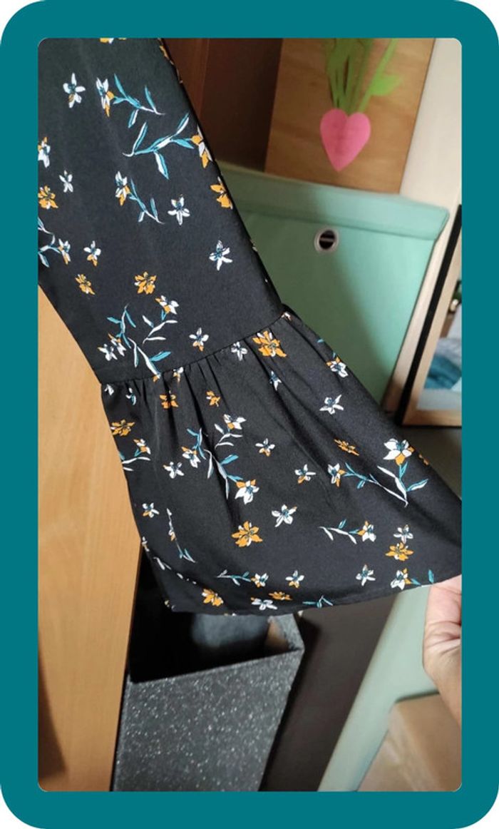 Robe fleurie volant - photo numéro 2