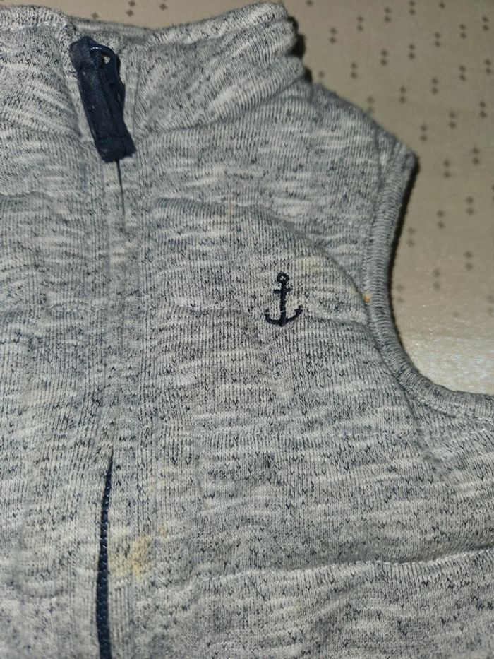 Veste sans manches grise - photo numéro 2