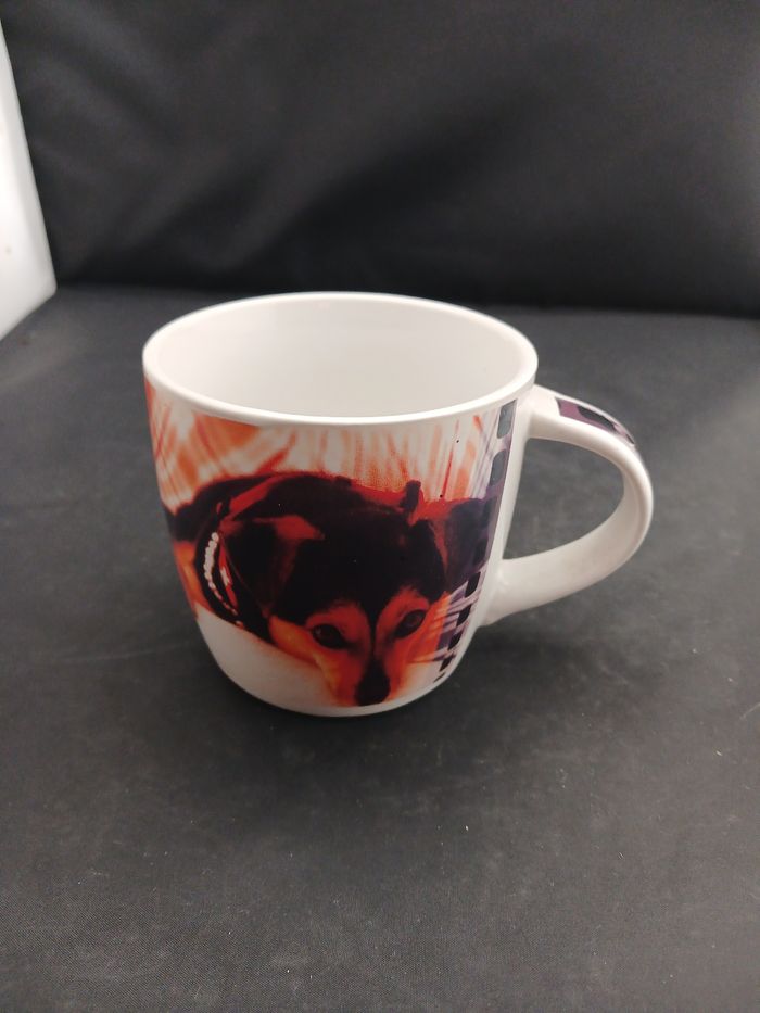 Tasse avec chien en céramique - photo numéro 4