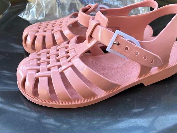 Chaussures d’eau Méduse taille 30 neuves - photo numéro 6