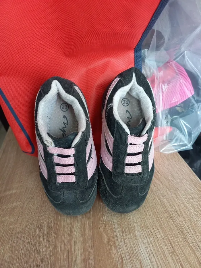 Basket bébé noir et rose T23 - photo numéro 7