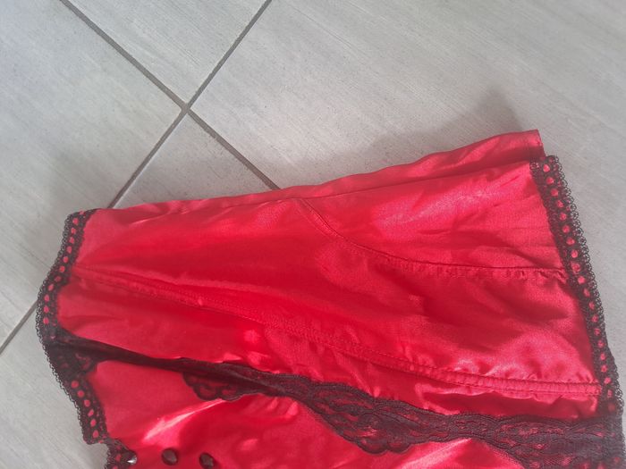 Bustier rouge et noir SanSelle Taille 48 - photo numéro 4