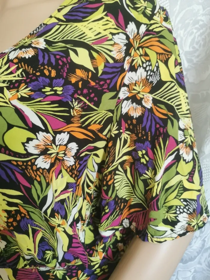 🌴 Top violet-vert anis – Cache Cache – Taille 40 - photo numéro 4