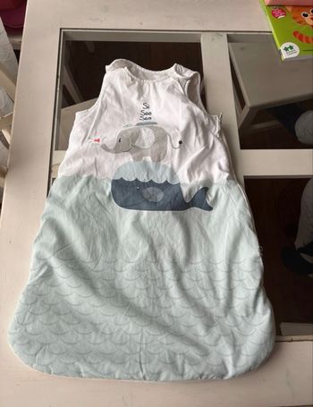 Gigoteuse mi saison / hiver - taille 0/6 mois