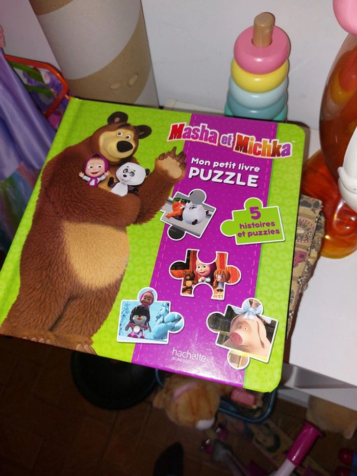 Livre puzzle Masha et Mischka
