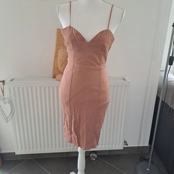 Robe rose