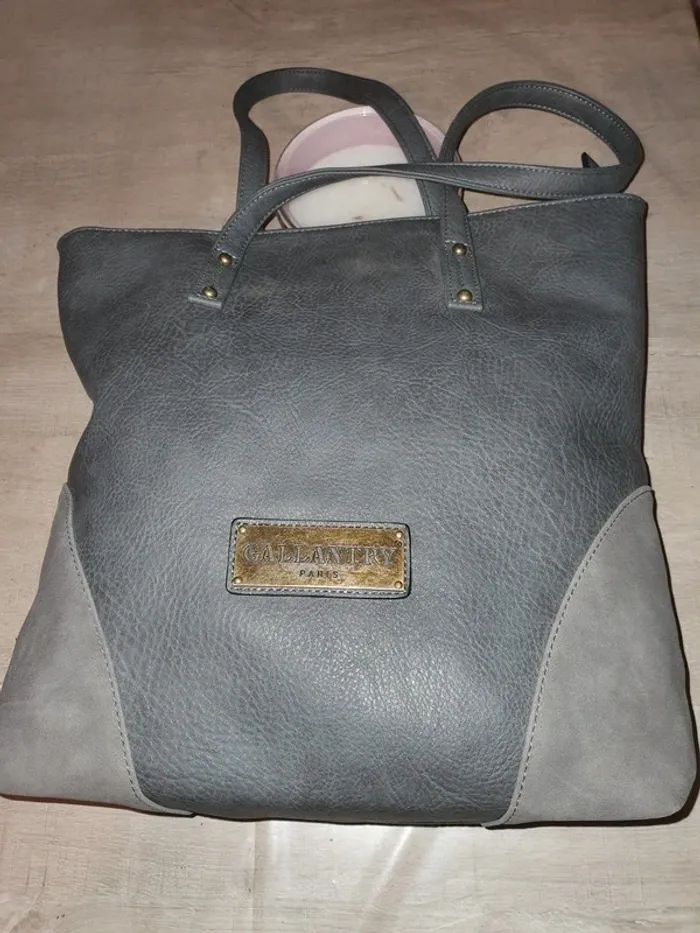 grand sac gallantry