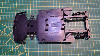 Châssis inférieur pièce miniature Bburago burago Ferrari Testarossa 1984 1/18 1/18e 1/18ème #C42