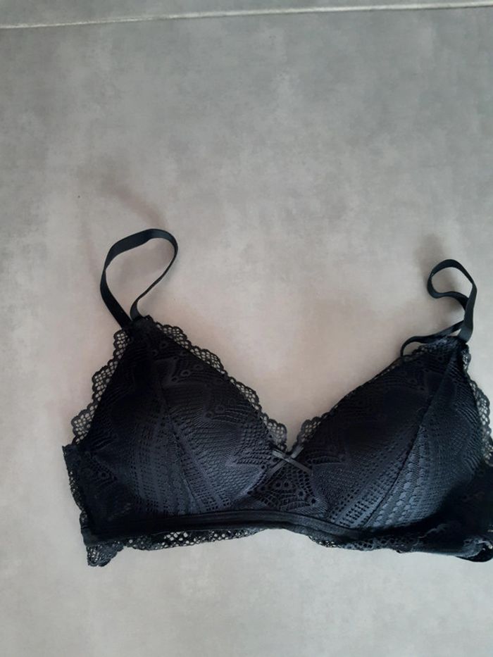 Soutien-gorge noir dentelle - photo numéro 2