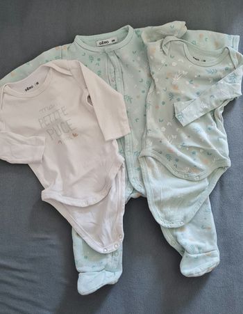 Ensemble pyjama / bodies