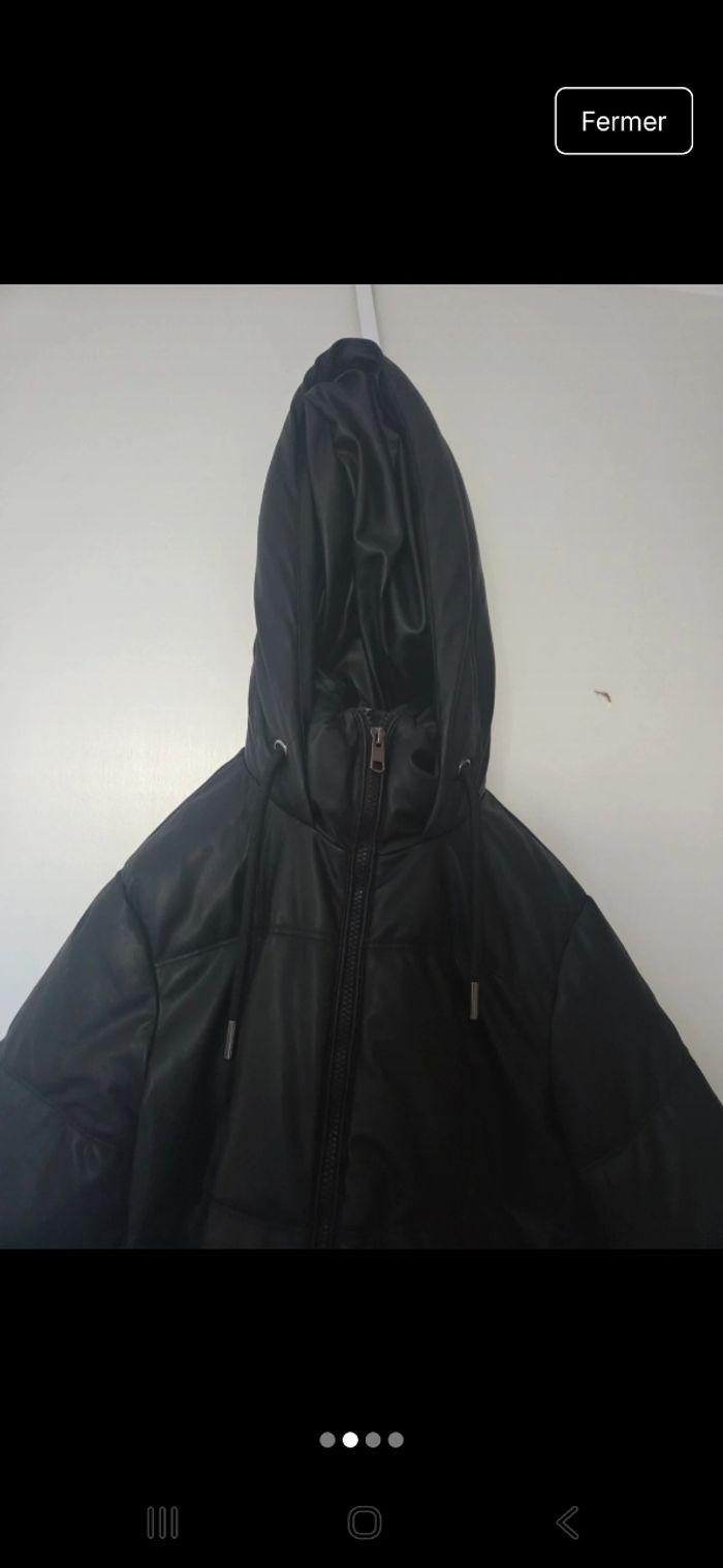 Doudoune noir à capuche - photo numéro 3